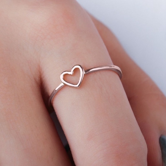 Jewelry - Rose Gold Heart Silhouette Ring